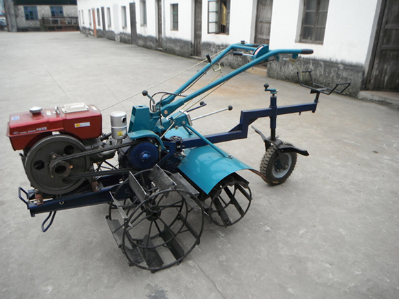 1WGH6型微耕机（配大小水田轮,座耕器）